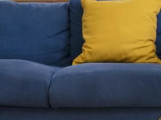 在對家具進(jìn)行清潔的時候，要注意什么呢？